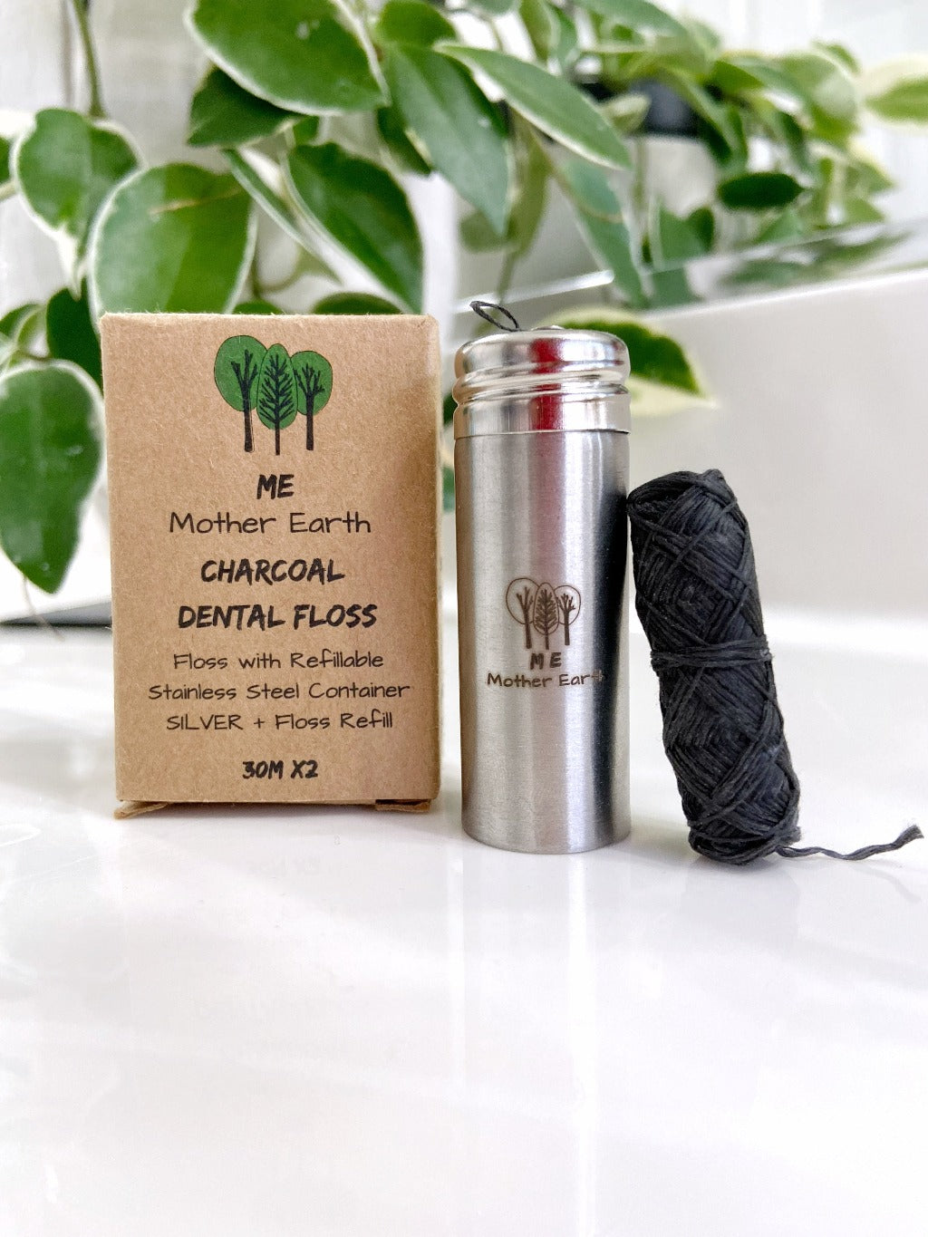 Me Mother Earth Bamboo Charcoal Dental Floss image 1